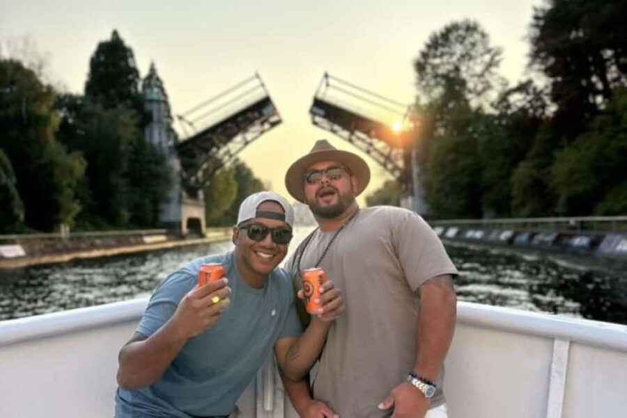 Seattle: Lake Union Happy Hour Cruise - More Perspectives from Reviews