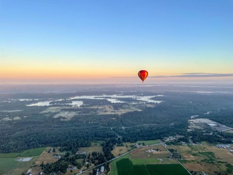 Seattle: Mt. Rainier Sunset Hot Air Balloon Ride - The Pros and Cons