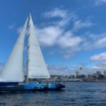 Seattle: Sailing Cruise - The Crew and Atmosphere