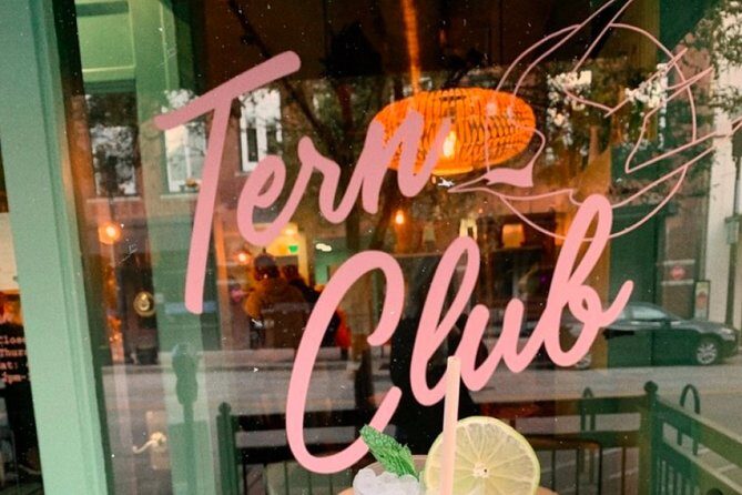 Self-Guided Bar Hunt: Swell Times in Scruffy City - Authentic Feedback and Value