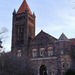 Self-Guided Illinois Scavenger Hunt: The Great Quest in Illinois - Who Will Love This?