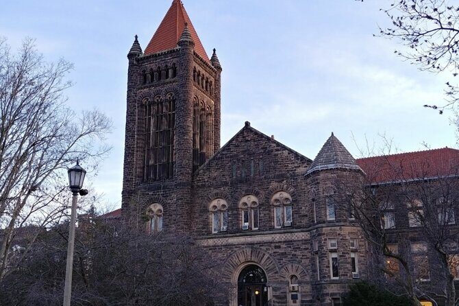 Self-Guided Illinois Scavenger Hunt: The Great Quest in Illinois - Who Will Love This?