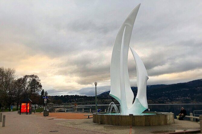 Self-Guided Kelowna Scavenger Hunt: Art By The Lake - Who Should Consider This Tour?