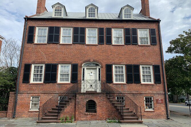 Self-Guided 'Old Squares of Savannah' Solo Walking Tour - Who Will Love This Tour?