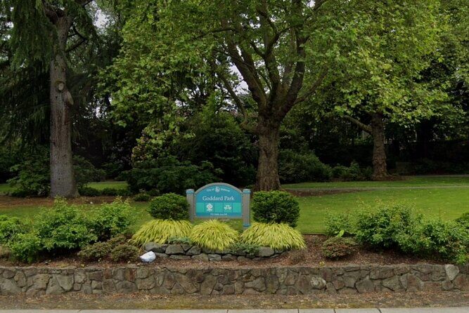 Self-Guided Scavenger Hunt: Beautiful Views of Bellevue - Details That Matter