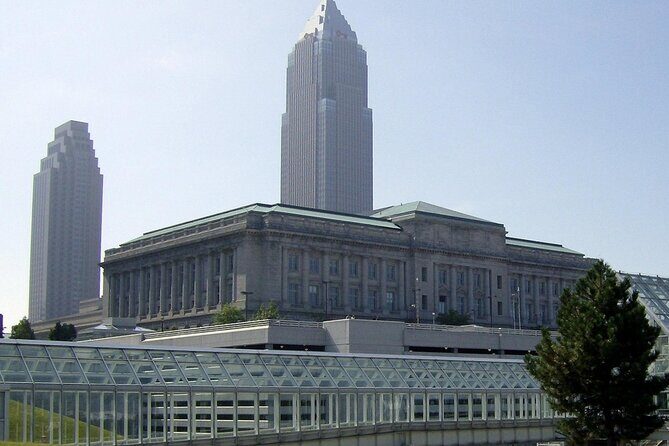 Self-Guided Scavenger Hunt: Cleveland A Ball Round The Mall - Who Will Love This?