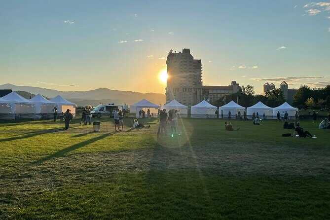 Self-Guided Scavenger Hunt: Coeur DAlene Lovin the Lake Life! - The Highlights and Landmarks