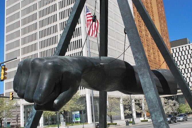 Self-Guided Scavenger Hunt: Detroit Roll Through Motor City - In-Depth Look at the Experience