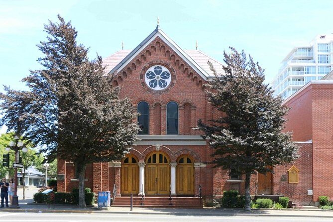 Self Guided Victoria Scavenger Hunt: Sea, Squares & Spirits - The Route and Its Highlights