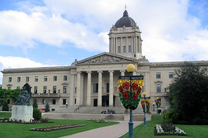 Self-Guided Winnipeg Scavenger Hunt: At The Heart of Canada - What to Expect During the Hunt