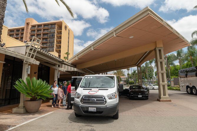 Shared Airport Arrival Transfer: LAX International Airport to Anaheim, Buena Park or Garden Grove - What the Reviews Say