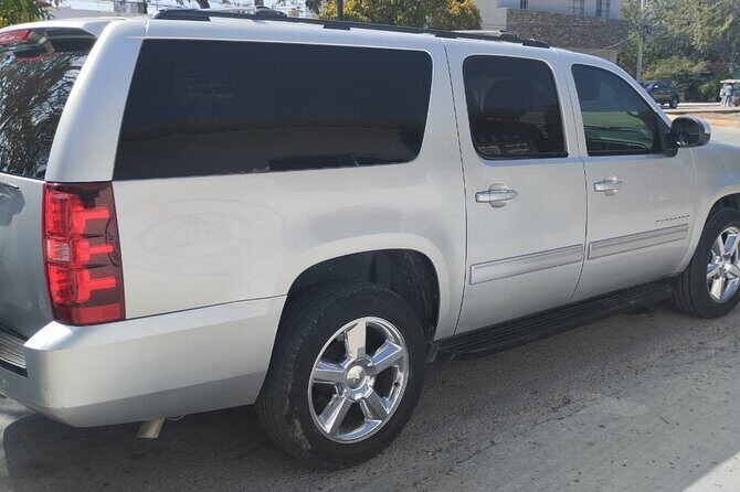 Shuttle Service Cancun Airport Hotel Zone 1 to 6 Persons - Price and Value