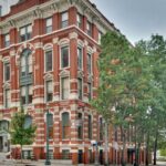 Sights of Downtown Houston Smartphone Audio Walking Tour - Authentic Perspectives from Reviewers