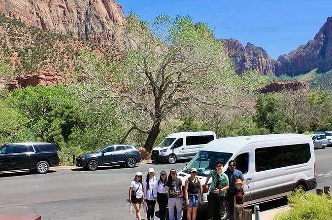 Sing and Tour Las Vegas Adventure - How the Tour Unfolds: A Step-by-Step Look