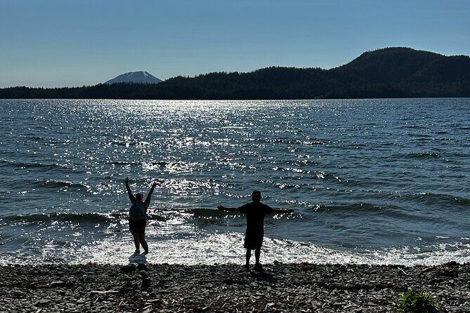 Sitka Private Adventure 4x4 Truck Tour & Lunch w/2 admissions - Who Should Consider This Tour?