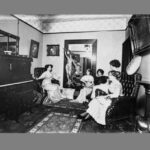 Six Women - A Historical Walking Tour - The Walk: What to Expect