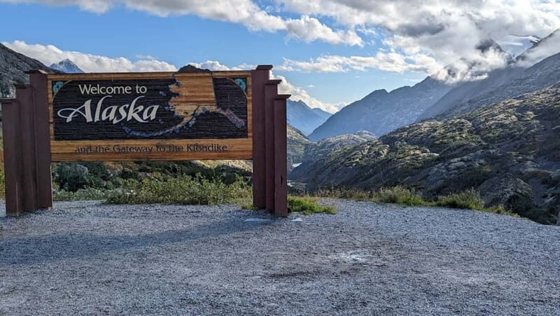 Skagway: Yukon, White Pass, & Husky Sled Camp Combo Tour - Who Is This Tour Best For?