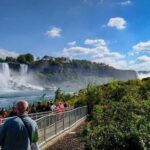 Small Group Tour of Niagara with Boat Cruise from Toronto - The Real Deal from Travelers
