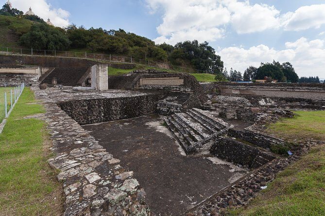 Small VIP Group Tour to the Magical Towns of Puebla and Cholula from Mexico City - Strolling Through Puebla’s UNESCO-listed Historic Center