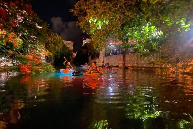 South Miami Beach Night Clear Kayaking Glow Tour - Who Should Consider This Tour?