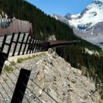 Spanish Private Tour to Columbia Icefields from Calgary - The Value of a Private, Guided Glacier Adventure