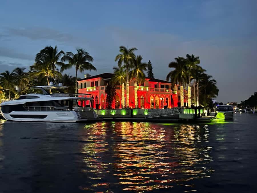 Spectacular Private Boat Tour- Downtown Fort Lauderdale - Why This Tour Might Be Perfect for You