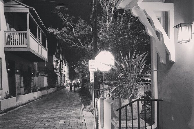 Spirits with the Spirits haunted pub crawl - drinks included - What the Reviews Say: The Good and the Not-So-Good