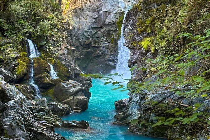 Squamish Canyon Sightseeing Tour From Canada - The Stops: What You’ll See and Experience