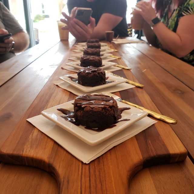 St. Augustine: Chocolate & Sweet Walking Tour with Tastings - The Guide and Tour Atmosphere
