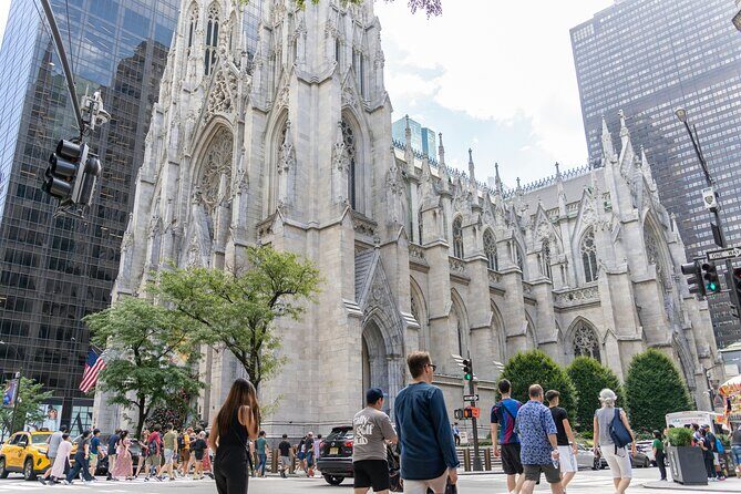 St Patrick Cathedral and Manhattan Walking Tour - What does this tour really offer?