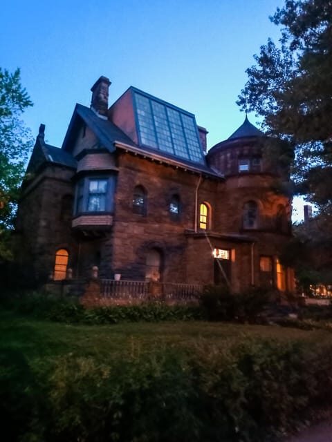 St. Paul - Summit Avenue Haunted History Ghost Walking Tour - What to Expect From the Experience