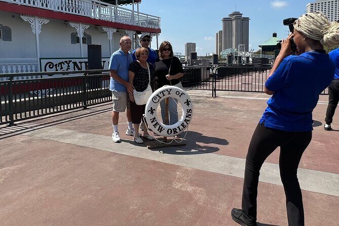 Steamboat Natchez VIP Jazz Dinner Cruise with Private Tour and Open Bar Option - Who This Experience Suits Best