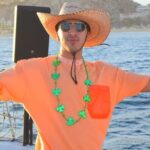 Sunset Boat Tour Includes Open Bar and Dinner - Group Dynamics and Atmosphere