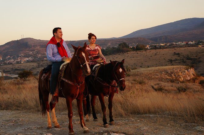 Sunset Horseback Riding Tour Through San Miguel de Allende - The Experience and Atmosphere