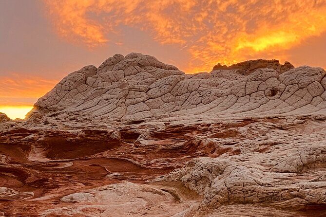 Sunset Off-Road White Pocket Guided Hike Activity - Small Group - What Travelers Say