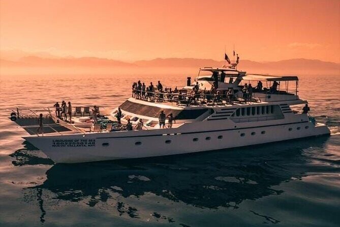 Sunsets and Whales Mega Yachts ALL INCLUSIVE: Puerto Vallarta - How This Tour Stacks Up