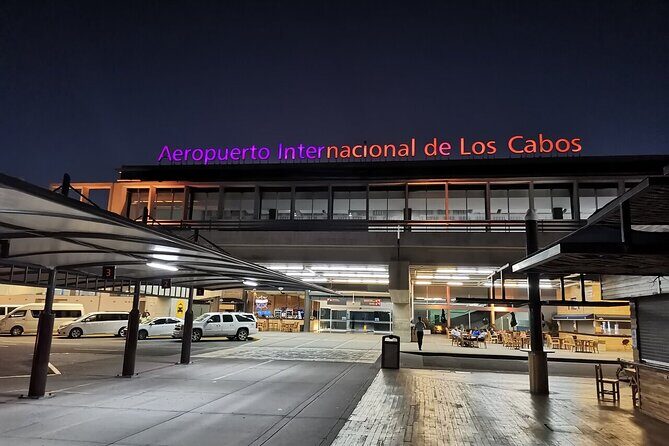 Taxis Private Shuttle - Round Trip Los Cabos - The Pros and Cons