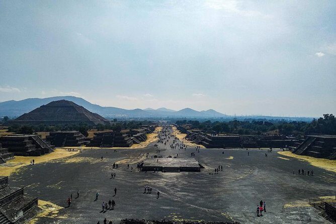 Teotihuacan Pyramids Experience for Small Groups - The Group Size and Overall Vibe