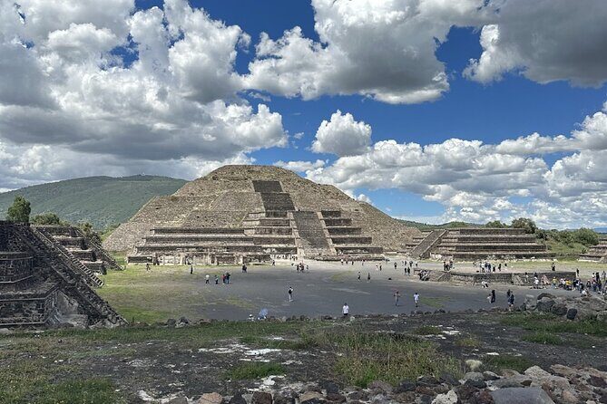 Teotihuacán Pyramids Private Tour From Mexico City - What to Expect on the Itinerary