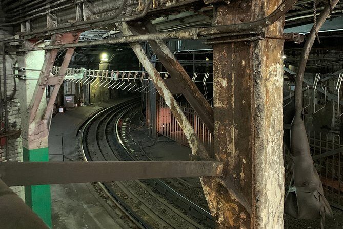 The Ghosts of Boston's Past Haunted Self-guided Tour - Granary Burial Ground