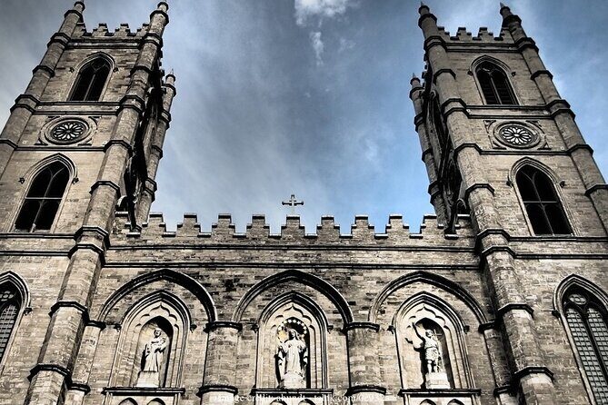 The Ghosts of Old Montreal: Private 1.5-hour Spooky Tour - The Atmosphere and Storytelling