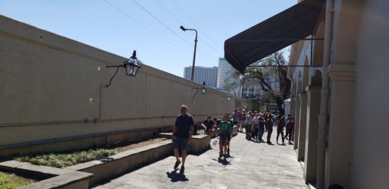 The Local's Guide to the French Quarter Tour - Who Should Consider This Tour?