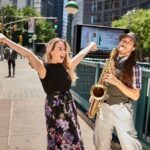 The Ride Theatre Bus and See 30+ NYC Top Sights Walking Tour - Deep Dive into the Itinerary