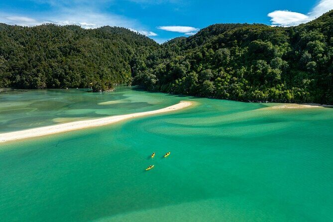 The Two Gods - Guided Kayak & Unguided Walk - New Zealand - What’s the Tour About?