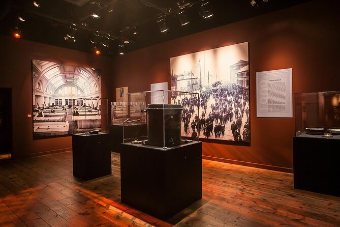 Titanic: The Artifact Exhibition at the Luxor Hotel and Casino - Getting There and Opening Hours