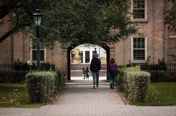 Toronto: Book a Local Host - Who Should Book This Tour?