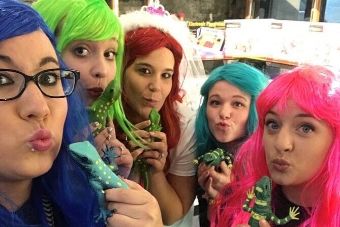 Toronto City Scavenger Hunt Excursion by Wacky Walks - How Does the App-Guided Experience Work?