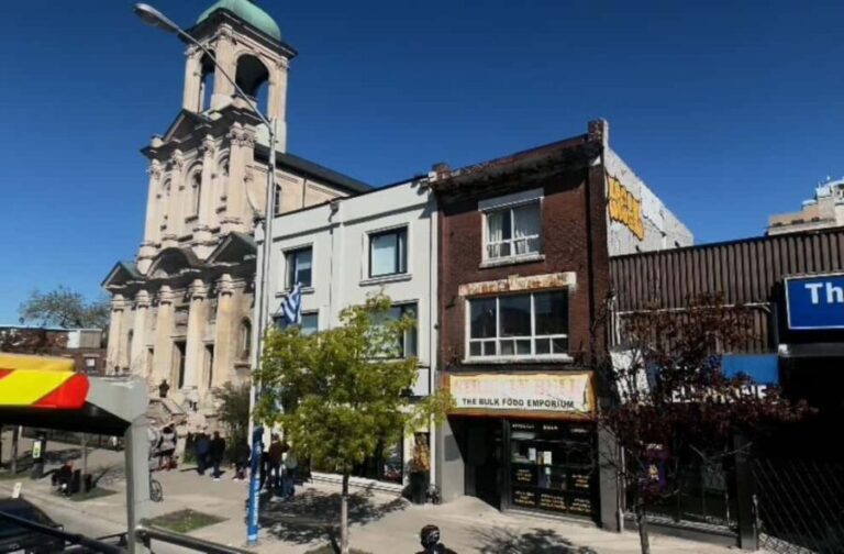 Toronto East Neighbourhoods Tour: Open Top Bus & Live Guide - What the Tour Brings to the Table