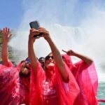 Toronto: Niagara Falls Bus Tour with Maple Tasting and NOTL - The Falls: Magnificent and Close