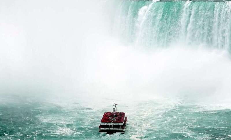 Toronto: Niagara Falls Day Tour with Hornblower Cruise - What the Reviews Say